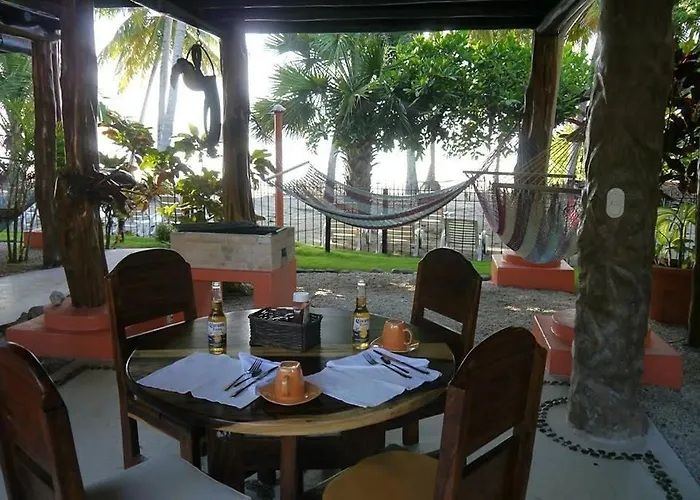 Сasa de vacaciones Tree House Ocean Front Unit #2 Sámara