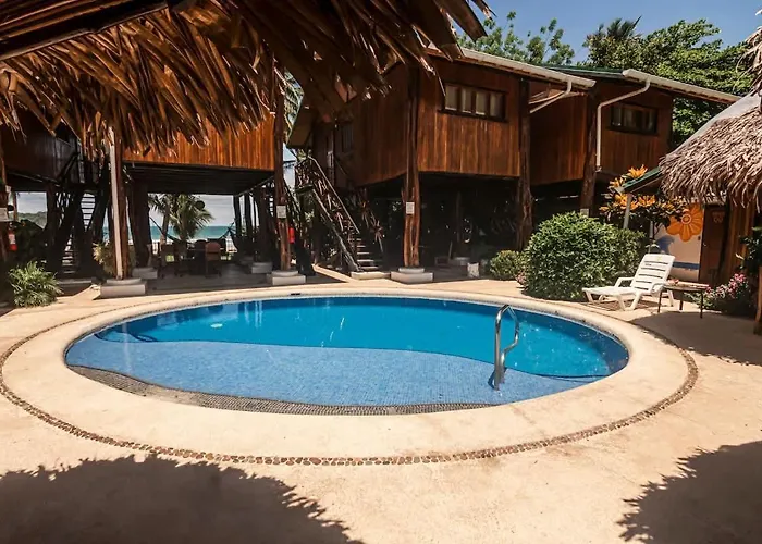 Сasa de vacaciones Tree House Ocean Front Unit #2 Sámara